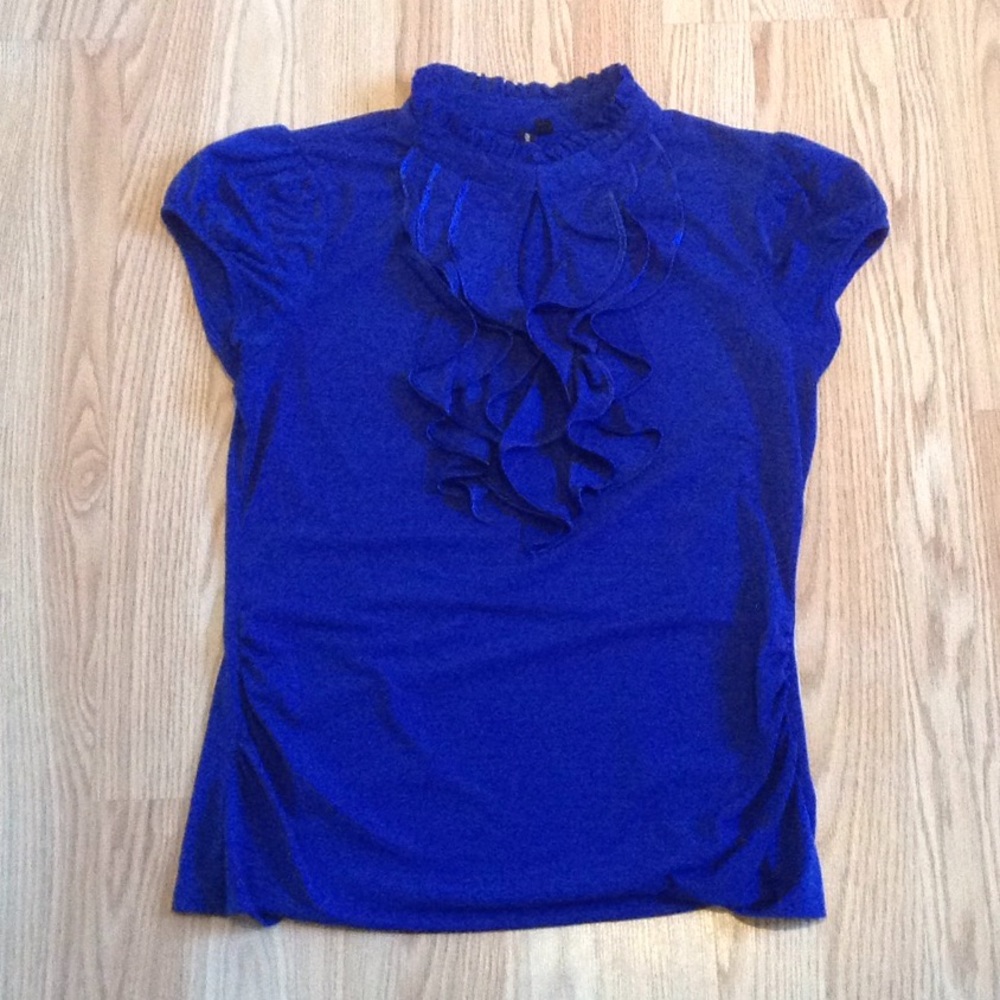 Ruffle Short Sleeve Key Hole Top